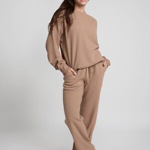 Comfrt waffles lounge